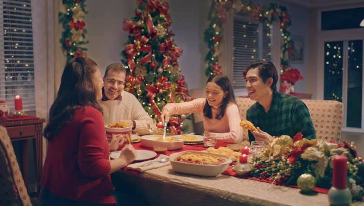 Jollibee Chickenjoy Commercial